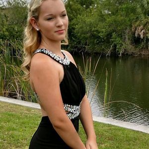 Meet your Posher, Alexandria