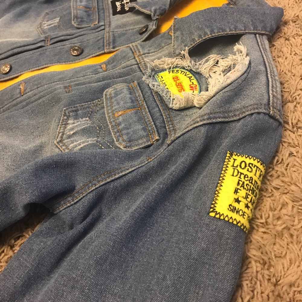 Jean jacket - Picture 3 of 4