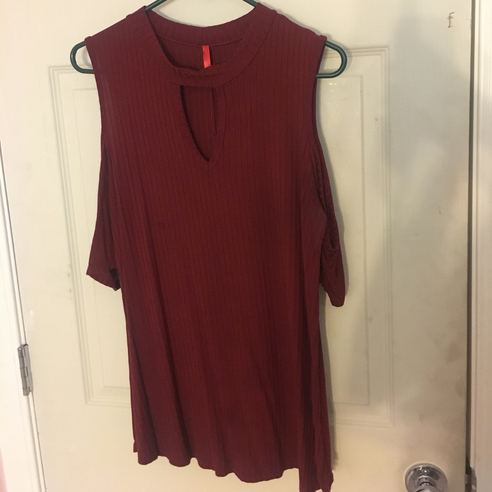 Burgundy cutout top