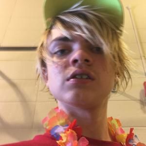 Meet your Posher, Walter