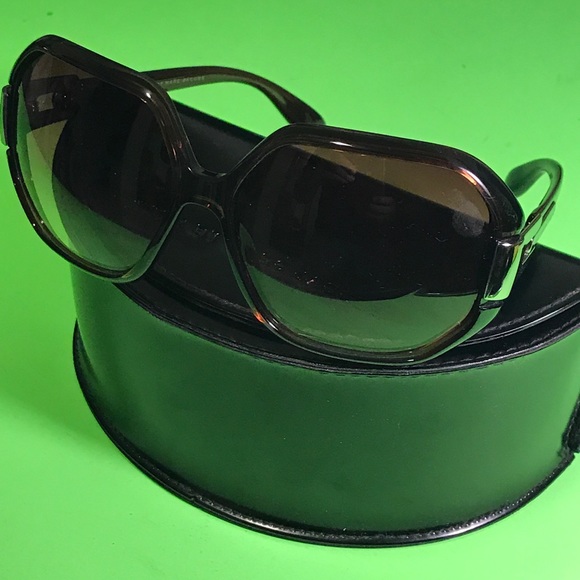 Mark by mark Jacobs new sunglasses ?
