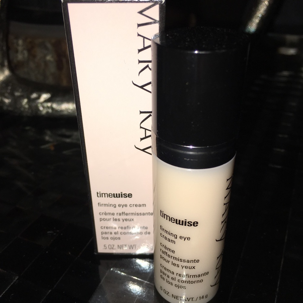 Mary Kay BUNDLE-2.  HUGE DISCOUNT