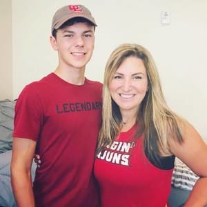 Meet your Posher, Sandy