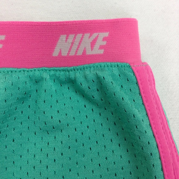 Nike Dri-Fit Shorts - Picture 3 of 6