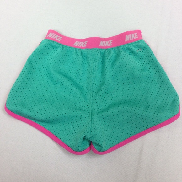 Nike Dri-Fit Shorts - Picture 4 of 6