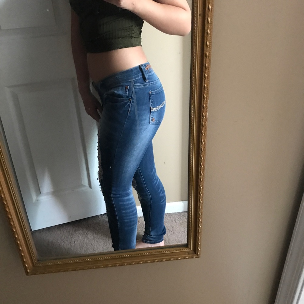 Low Rise Ripped Jeans - Picture 4 of 4