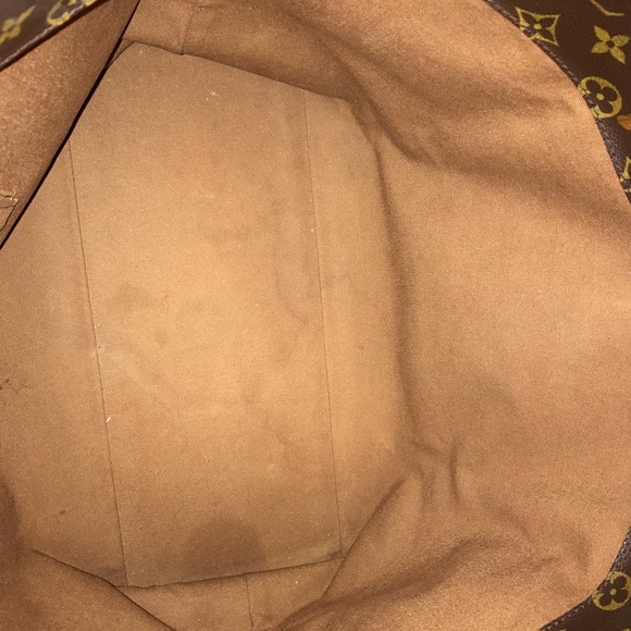 Authentic Louis Vuitton Cabas Alto - Picture 3 of 8