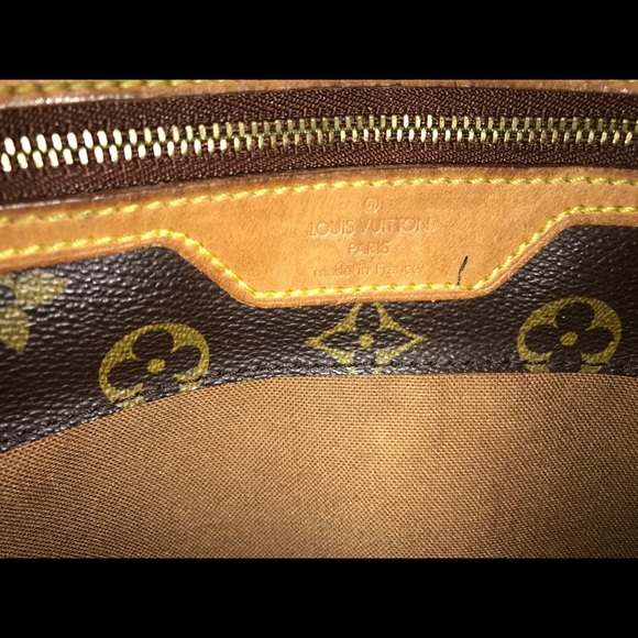 Authentic Louis Vuitton Cabas Alto - Picture 4 of 8