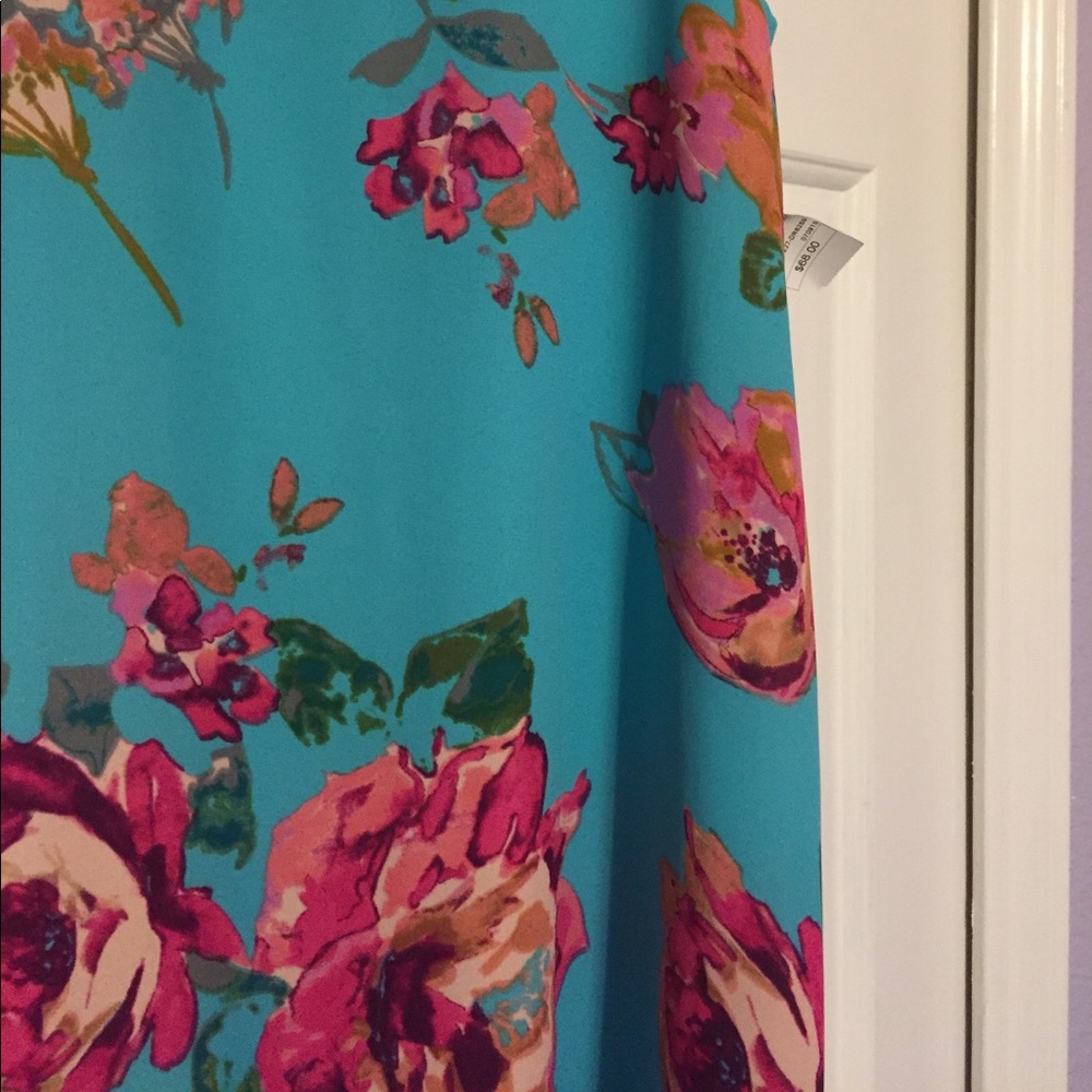 Dress - Picture 2 of 4