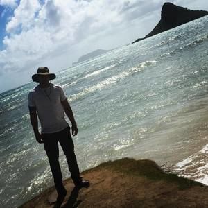 Meet your Posher, Elishuwa