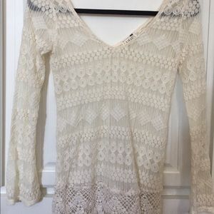 creme lace top