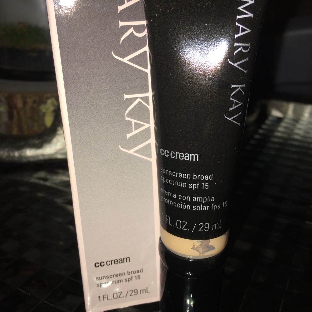 Mary kay makeup BUNDLE-3.  HUGE DISCOUNT
