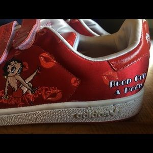 Betty Boop Adidas Shoes Limited Edition Size 8