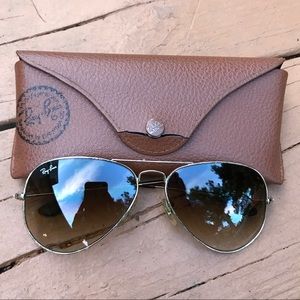 RAY BAN AVIATOR SUNGLASSES