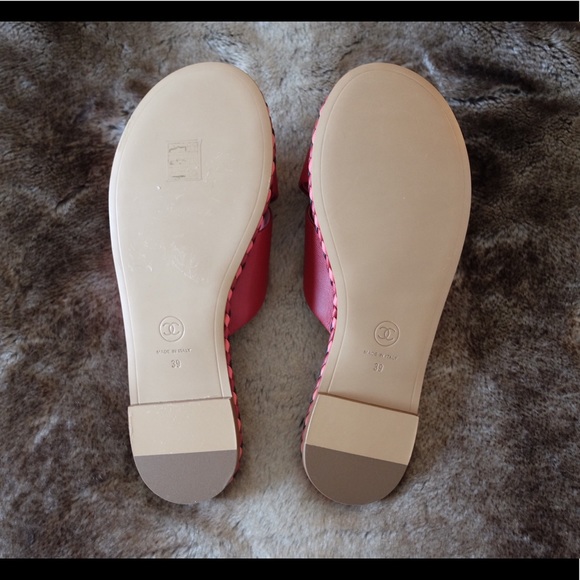 Authentic NIB 17A Chanel Lambskin Red Spa Mules 39 - Picture 7 of 8