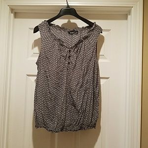 Sleeveless top