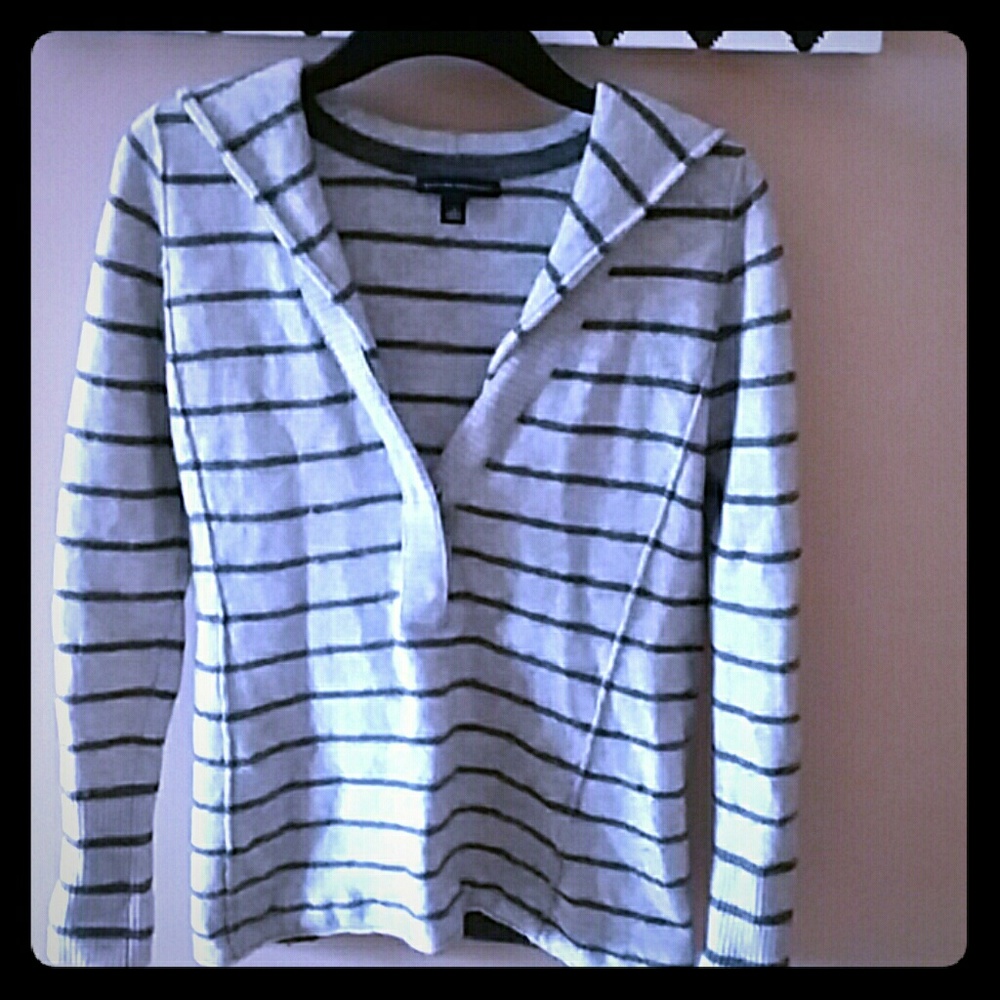 Banana Republic hooded sweater