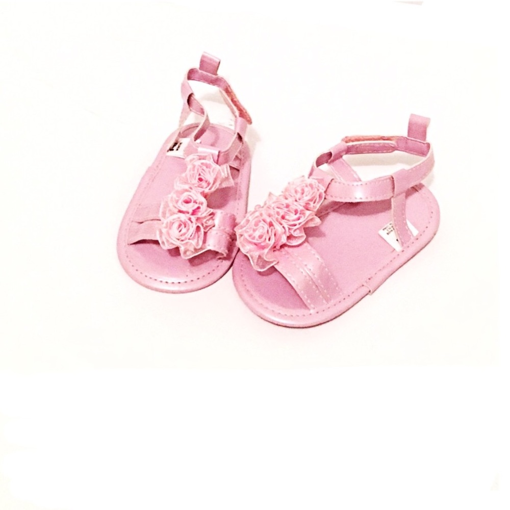 NEW Baby Pink Flowers Sandals. Newborn Shower Gift