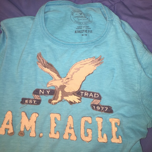 AMERICAN EAGLE LONGSLEEVE TEE! - Picture 2 of 3