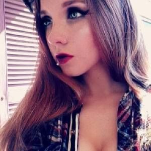 Meet your Posher, Leeanne