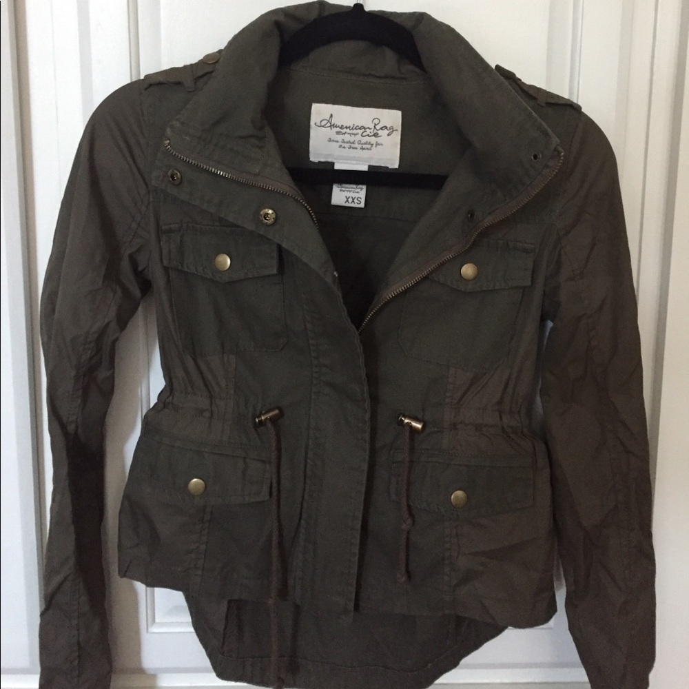 army green jacket with zippable hood