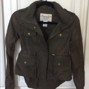 army green jacket with zippable hood