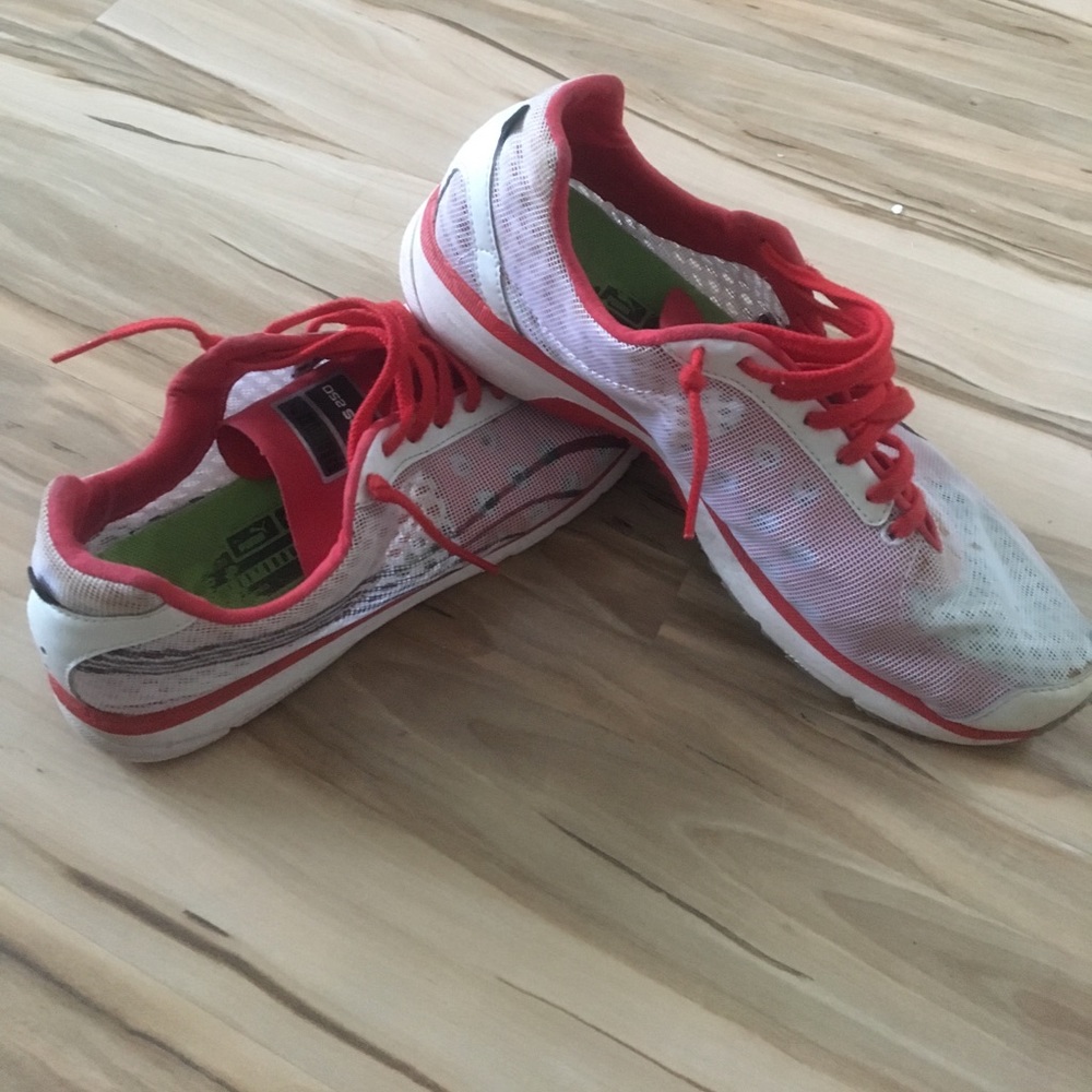 Pumas. Men's size 8.5. Women's size 10