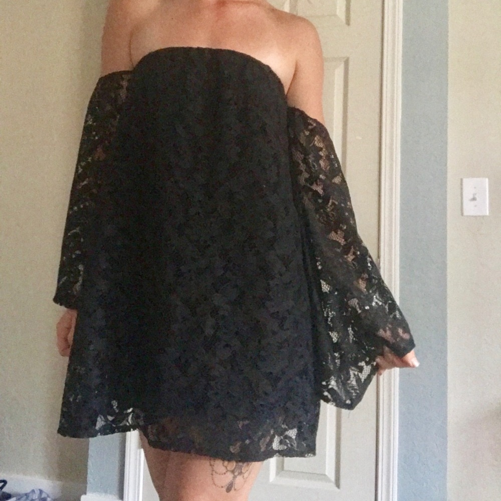 Strapless lace Dress