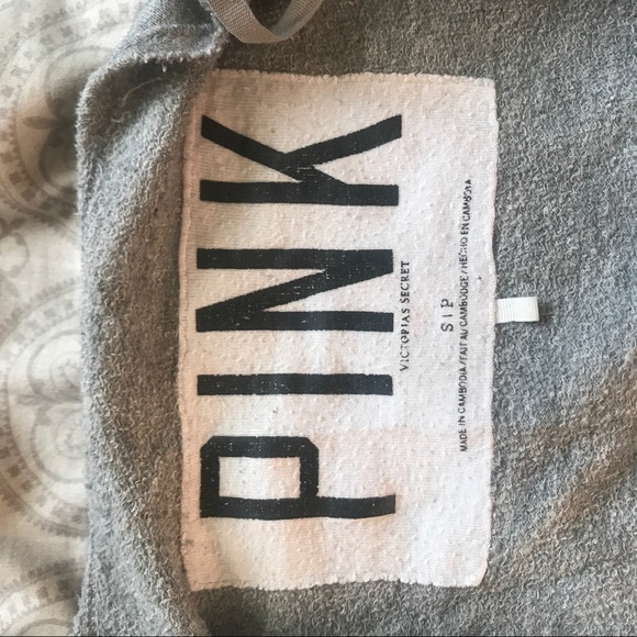 Off the shoulder vs pink crew - Picture 4 of 4