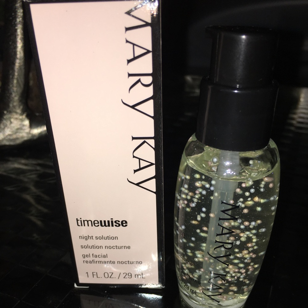 Mary Kay makeup BUNDLE-5.   HUGE DISCOUNT