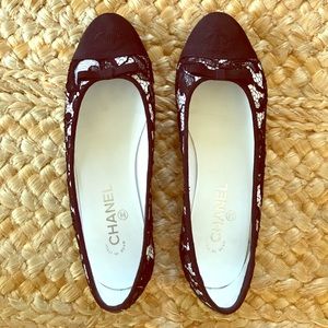 CHANEL Lace Black Toe Flats