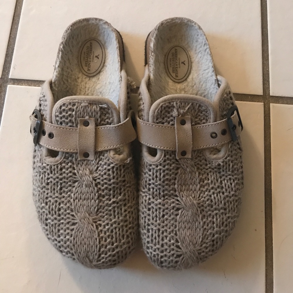 American Eagle Knit Clogs