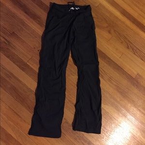 Lululemon studio pant size 4 reg