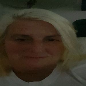 Meet your Posher, Sarina