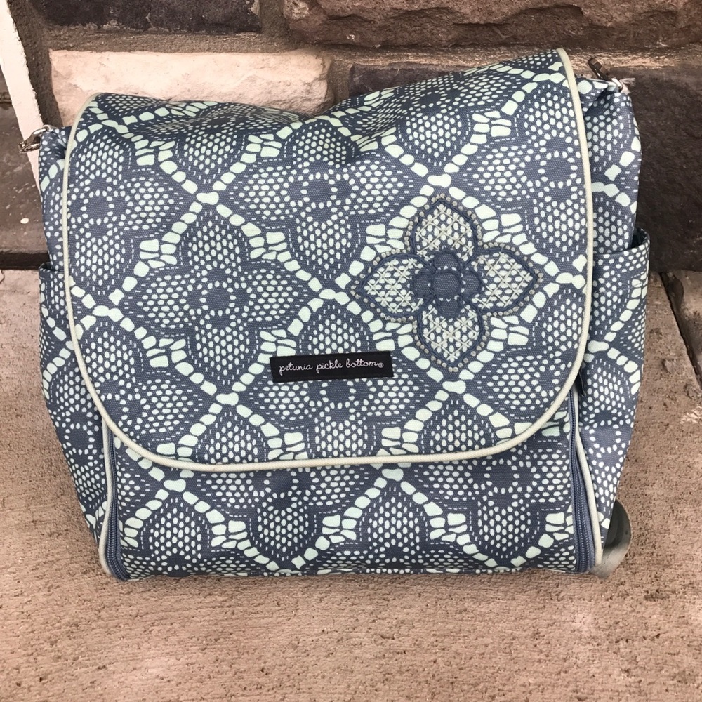 Used conditioned Petunia Pickle Bottom Diaper Bag!