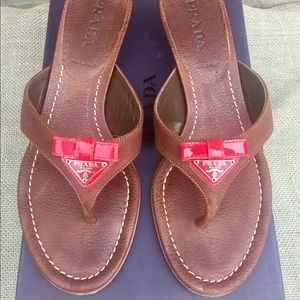 PRADA 6.5 Brown Leather Kitten Heels w Red Bow