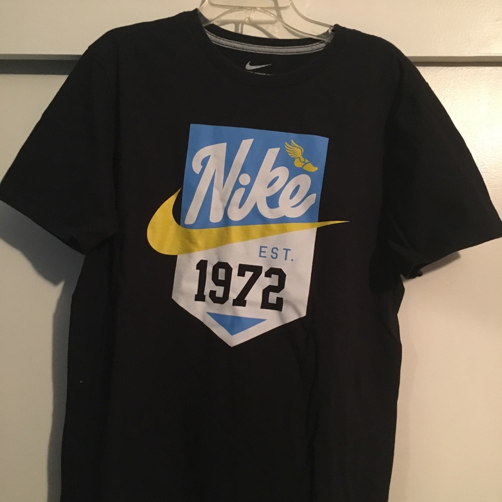Nike T-Shirt Vintage Logo