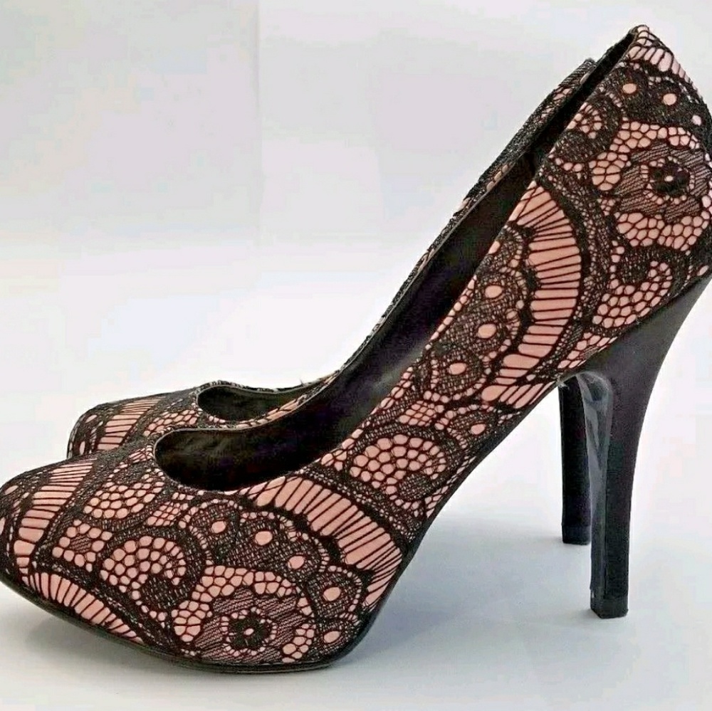 Lulu Townsend Pink and Black Lace Stiletto Pumps