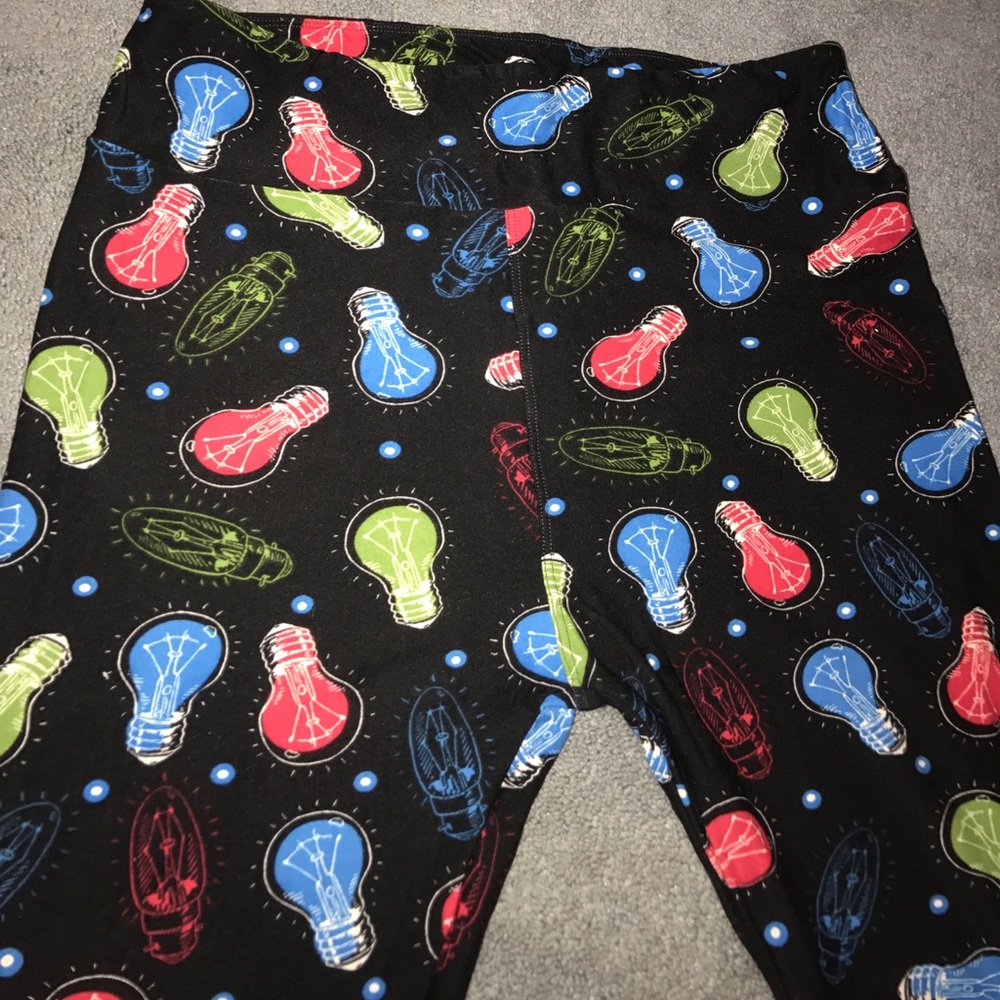 Brand new TC LuLaRoe light bulbs