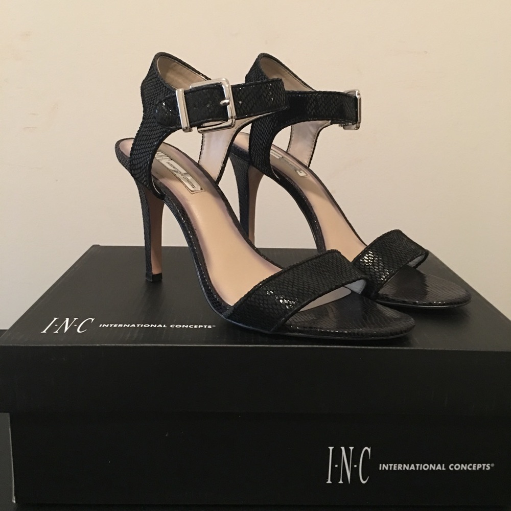 I.N.C. Blacker Leather Sandal