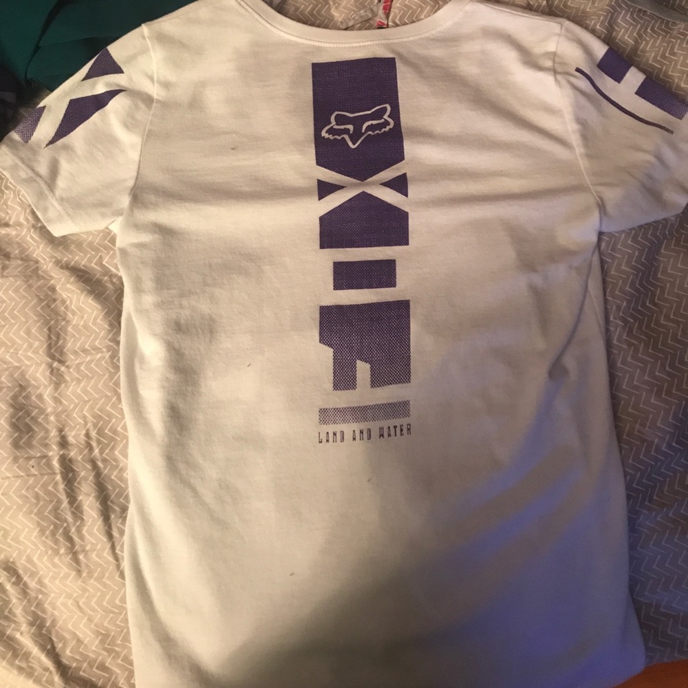 Fox racing v neck tee shirt