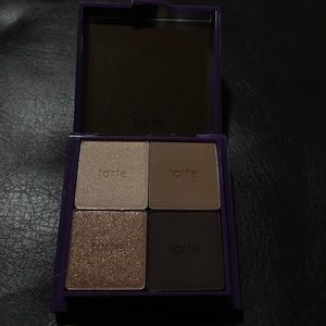 Live in color tarte eyeshadow and blush palette!