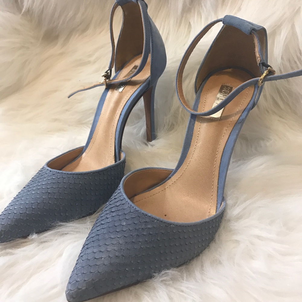 SCHUTZ 6.5 blue heels 👠