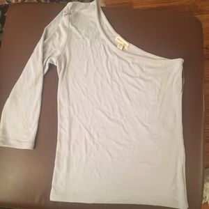One shoulder basic top!