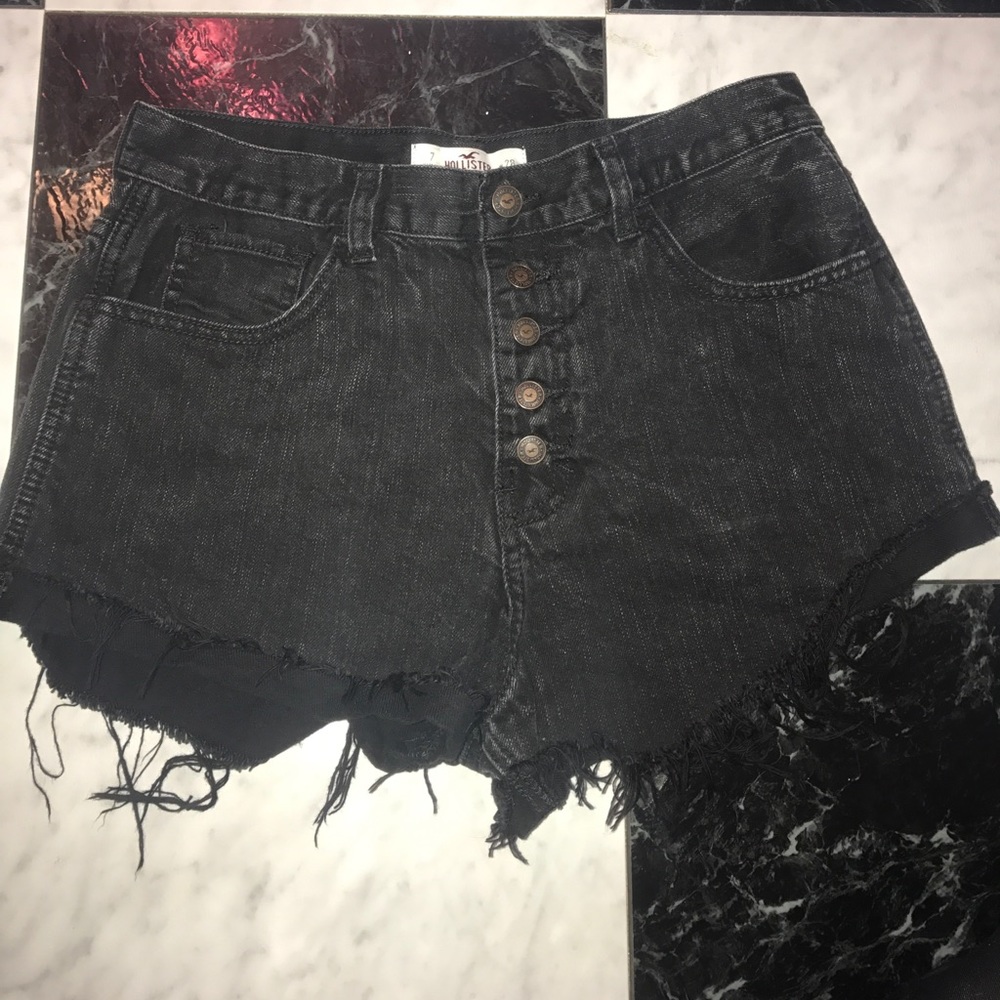 Black Vintage High Waisted Shorts (Hoco)