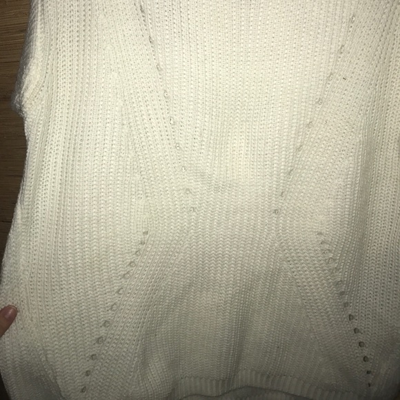 Sweater - Picture 3 of 4