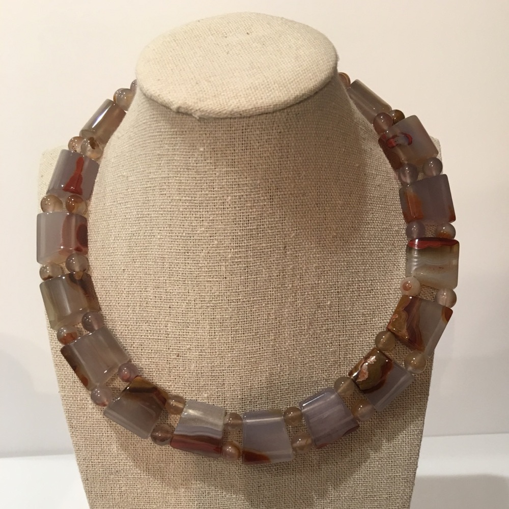 AGATE STONE GORGEOUS NECKLACE/CHOKER