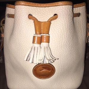 Medium Vintage Dooney and Bourke drawstring bag.