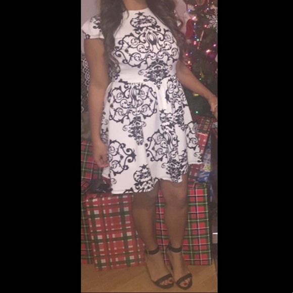 Black & white dress - Picture 4 of 4