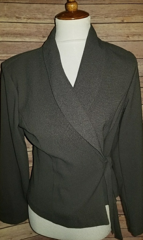 Boutique black blazer